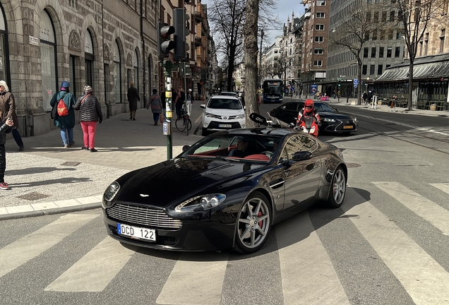 Aston Martin V8 Vantage