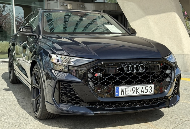 Audi RS Q8 2024