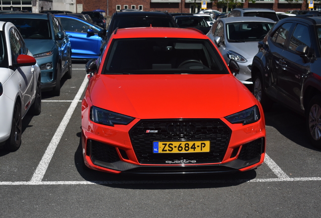 Audi RS4 Avant B9