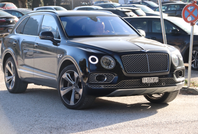 Bentley Bentayga V8