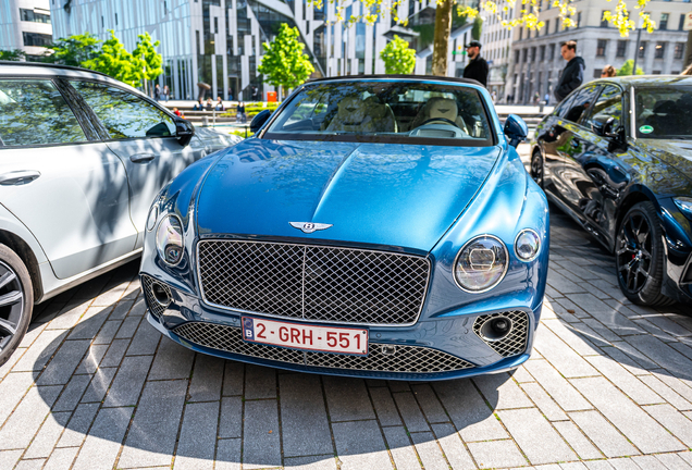 Bentley Continental GTC V8 Azure