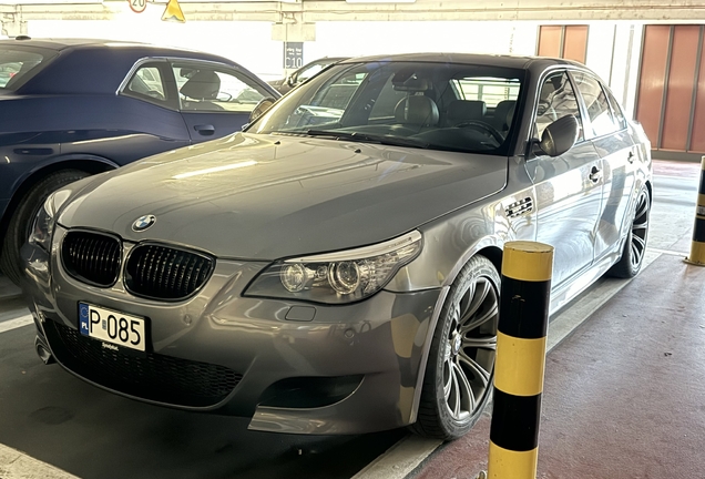 BMW M5 E60 2005