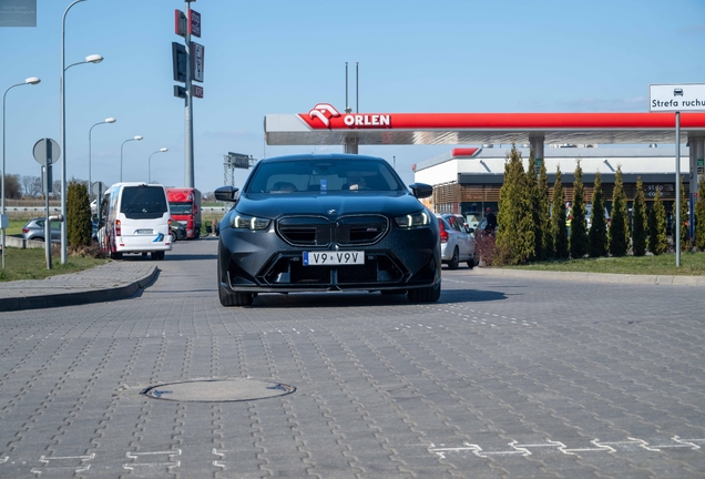 BMW M5 G90
