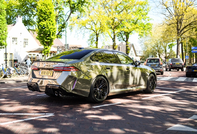 BMW M5 G90