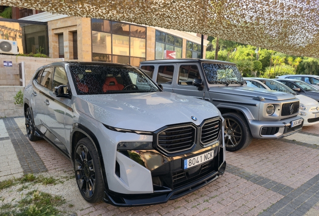 BMW XM G09 Label Red