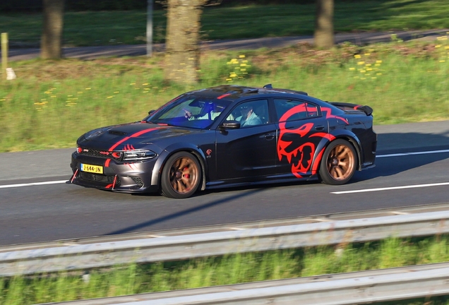 Dodge Charger SRT Hellcat Widebody