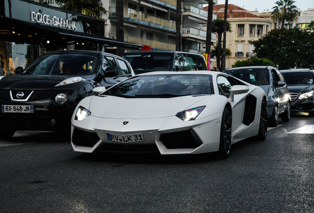 Lamborghini Aventador LP700-4
