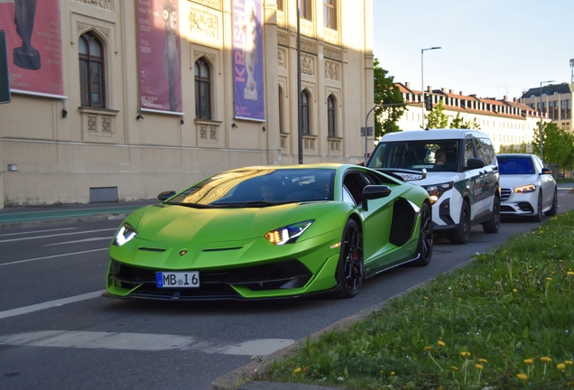 Lamborghini Aventador LP770-4 SVJ