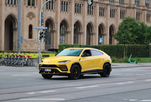 Lamborghini Urus