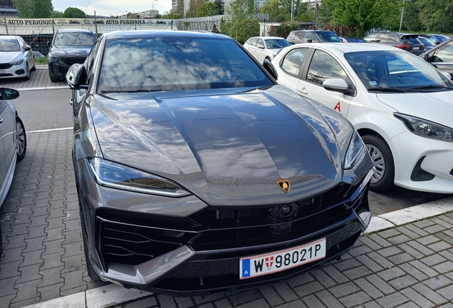 Lamborghini Urus SE