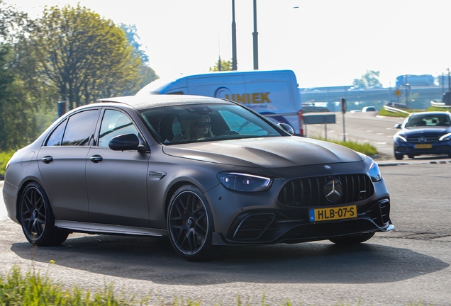 Mercedes-AMG E 63 S W213 2021