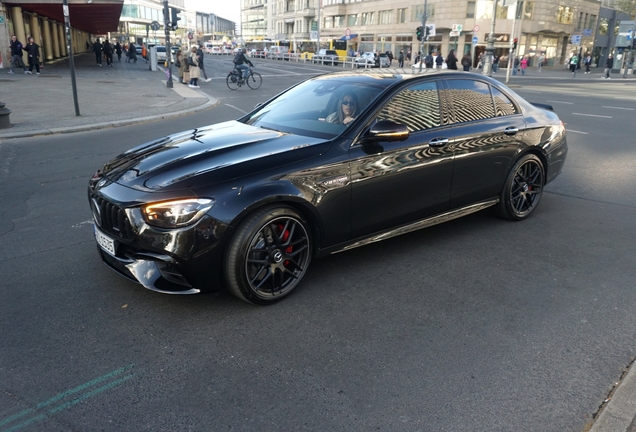 Mercedes-AMG E 63 S W213 2021