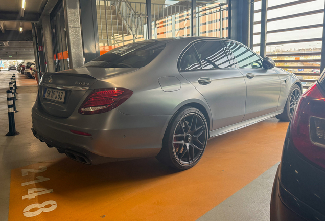 Mercedes-AMG E 63 S W213