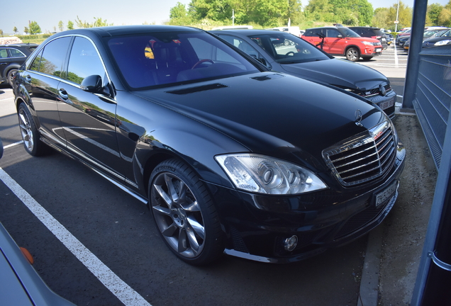 Mercedes-Benz S 63 AMG W221