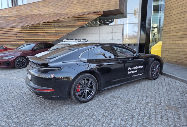 Porsche 972 Panamera Turbo E-Hybrid