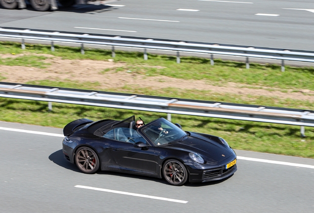Porsche 992 Carrera 4S Cabriolet MkI