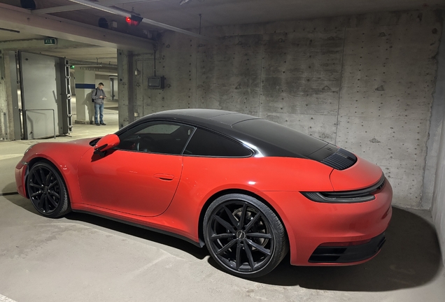 Porsche 992 Carrera 4S MkI