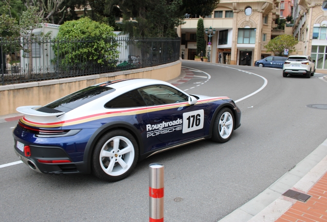 Porsche 992 Dakar