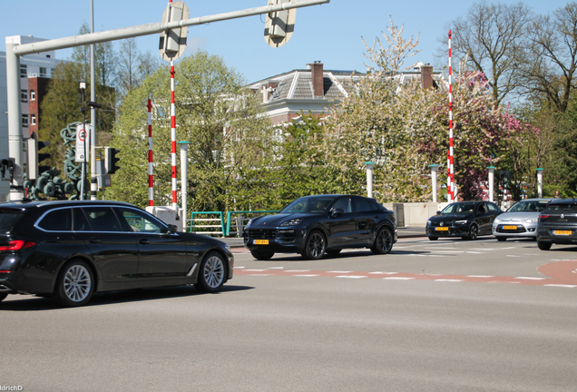 Porsche Cayenne Coupé Turbo E-Hybrid