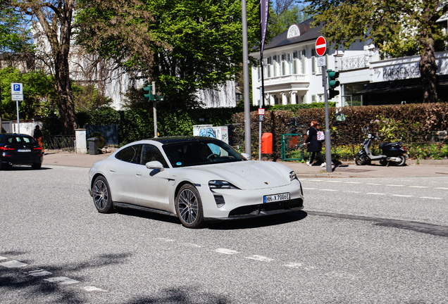 Porsche Taycan Turbo S MkI