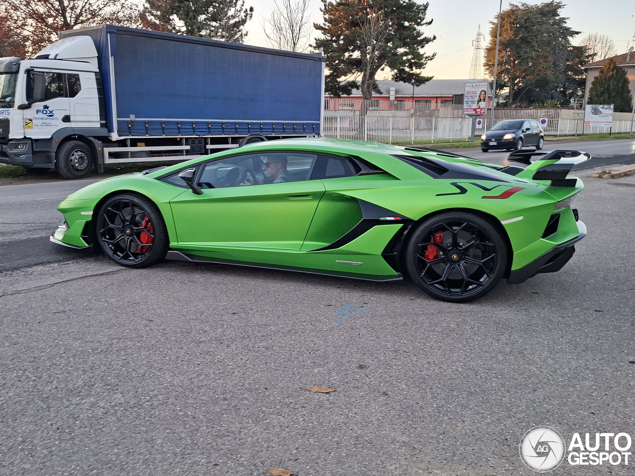 Lamborghini Aventador LP770-4 SVJ