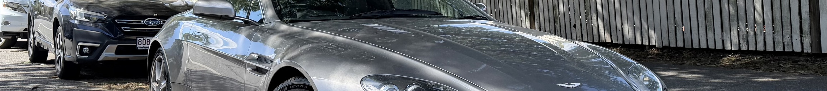 Aston Martin V8 Vantage Roadster