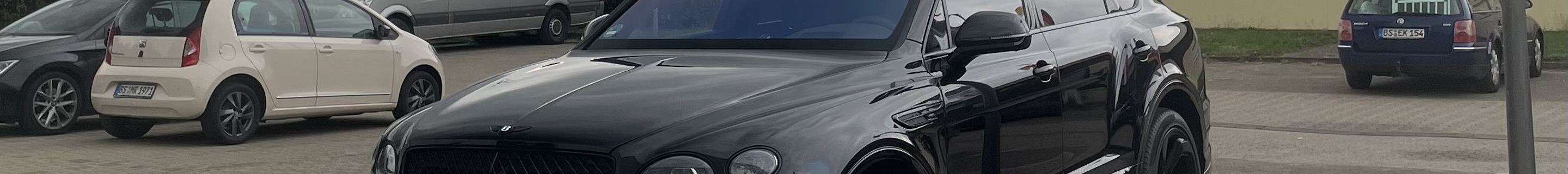 Bentley Bentayga Hybrid S 2024 Black Edition