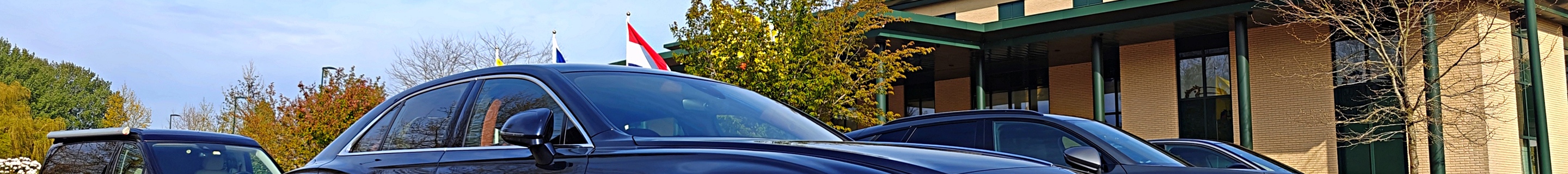 Bentley Flying Spur Hybrid
