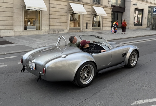 AC Cobra 427