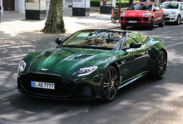 Aston Martin DBS Superleggera Volante