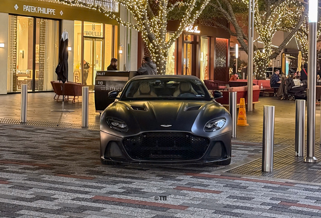 Aston Martin DBS Superleggera Volante