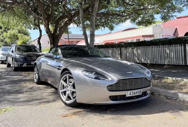 Aston Martin V8 Vantage Roadster