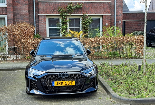 Audi RS3 Sportback 8Y 2025