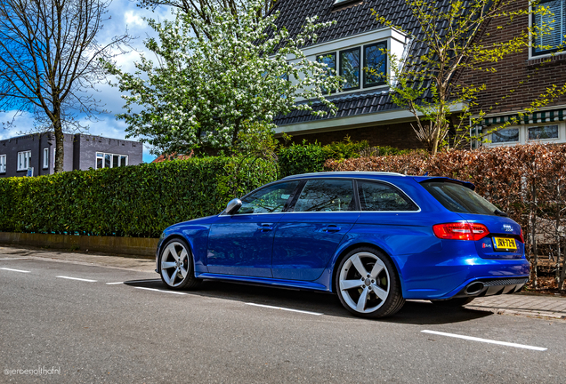 Audi RS4 Avant B8