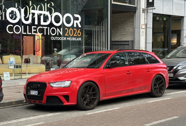 Audi RS4 Avant B8