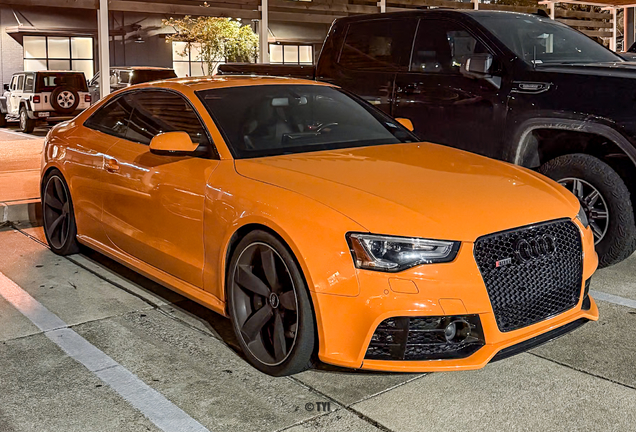Audi RS5 B8 2012