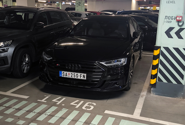 Audi S8 D5