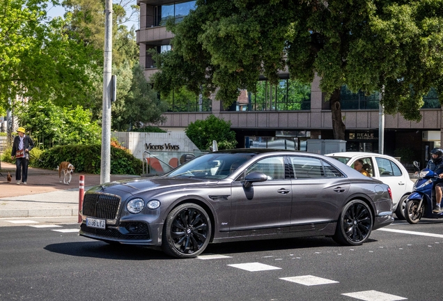 Bentley Flying Spur Hybrid