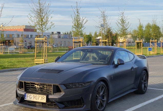Ford Mustang Dark Horse 2024