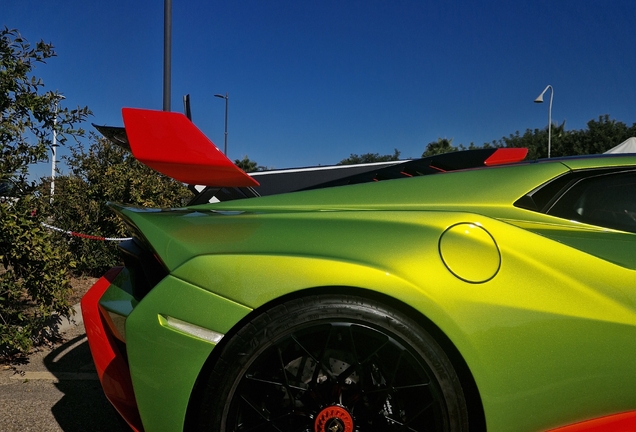 Lamborghini Huracán LP640-2 STO