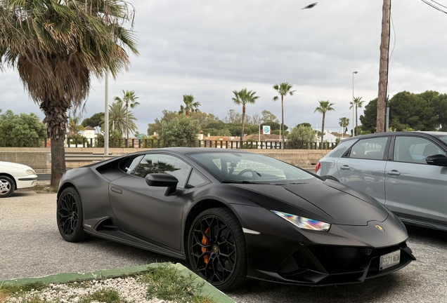 Lamborghini Huracán LP640-4 EVO