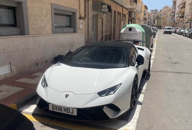 Lamborghini Huracán LP640-4 Performante Spyder