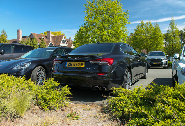 Maserati Quattroporte S Q4 2013