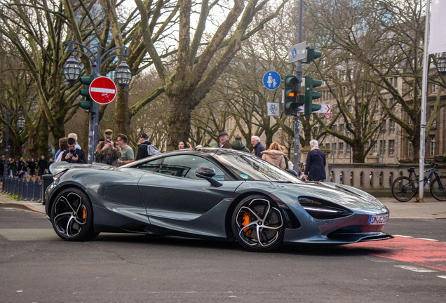 McLaren 750S