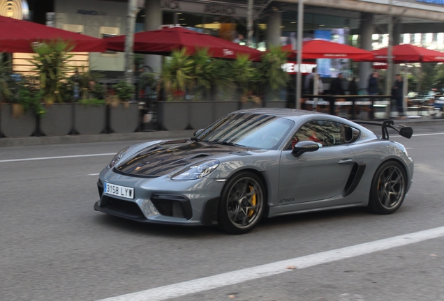 Porsche 718 Cayman GT4 RS Weissach Package