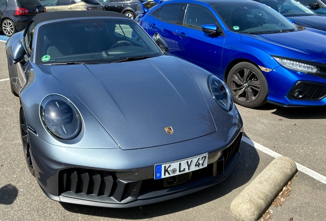 Porsche 992 Carrera 4 GTS Cabriolet MkII