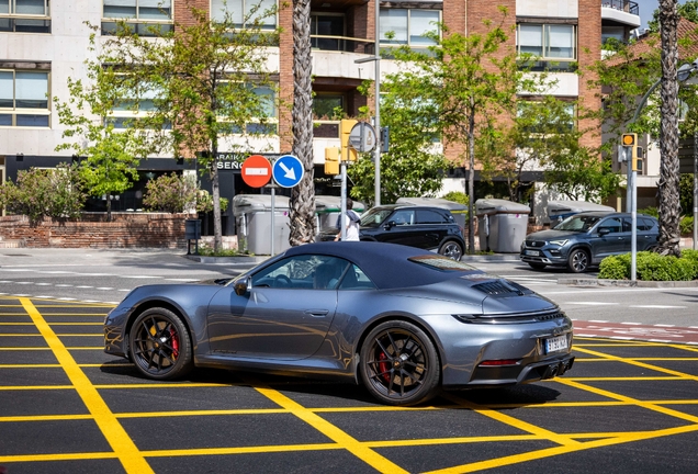 Porsche 992 Carrera 4 GTS Cabriolet MkII