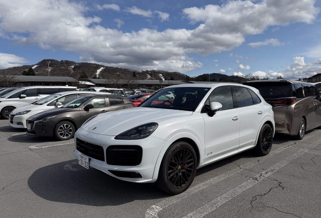 Porsche 9YA Cayenne GTS MkI