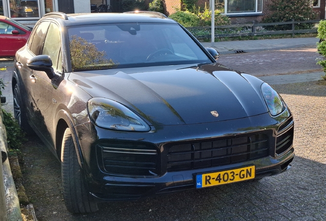 Porsche Cayenne Turbo S E-Hybrid