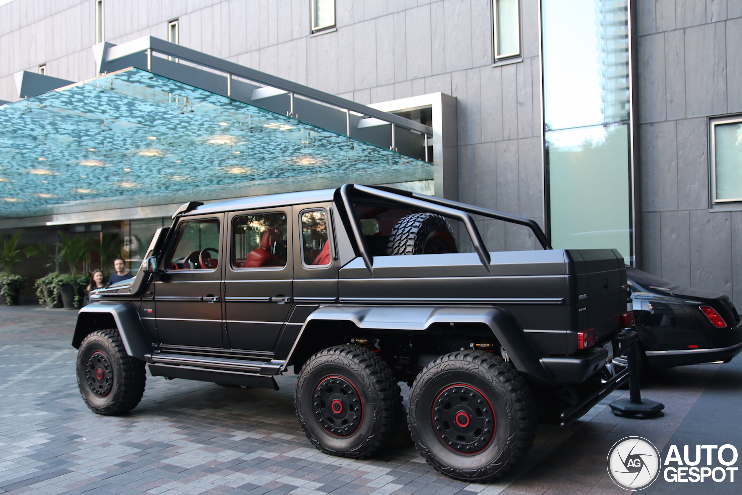Mercedes-Benz Brabus B63S 700 6x6